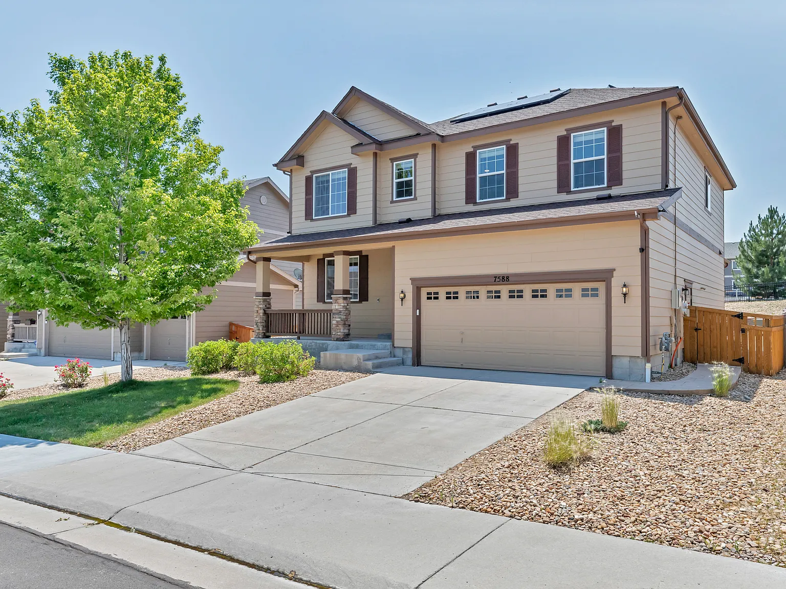 5 bed, 3.5 bath, 3891 sqft, $3,800 — Photo 3
