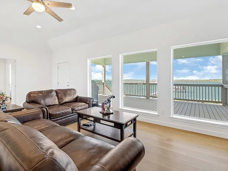 747 Waypoint Dr — Photo 21