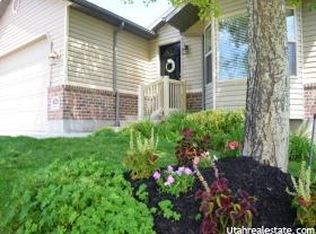 6128 W Nellies St, West Jordan, UT 84081