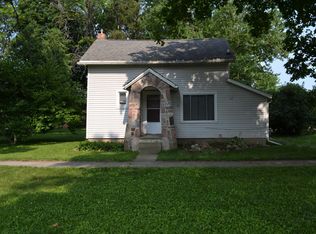 325 S Main St, Webberville, MI 48892