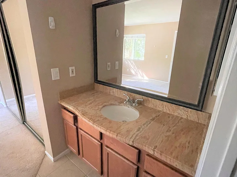 1110 W Blaine St #204 — Photo 11