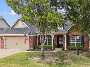 10104 N 140th East Ave, Owasso, OK 74055