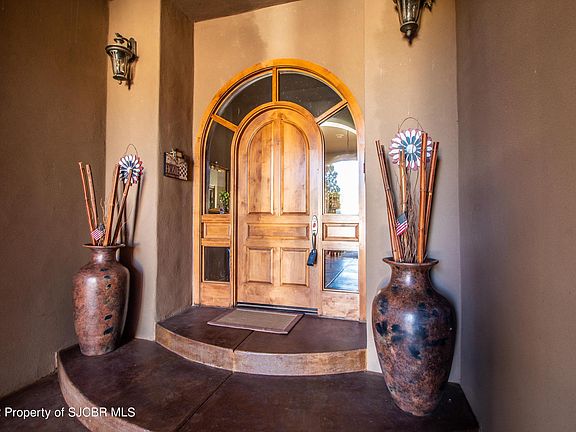 5th image of 373 Canyon View Dr