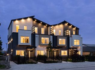 914 Rochester Ave #104, Coquitlam, BC V3K 2W6