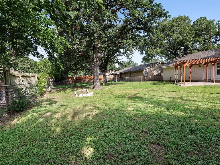 3418 Woodthrush Ln — Photo 12