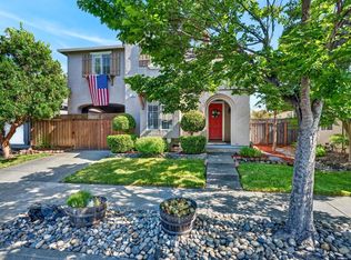 132 Decanter Cir, Windsor, CA 95492