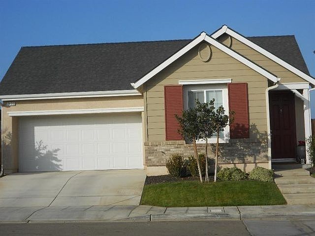 For Sale: 7436 E Ramona Way, Fresno, CA 93737