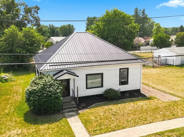 602 S Wayne St, Hamilton, IN 46742