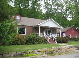 235 McFann Rd, Valencia, PA 16059