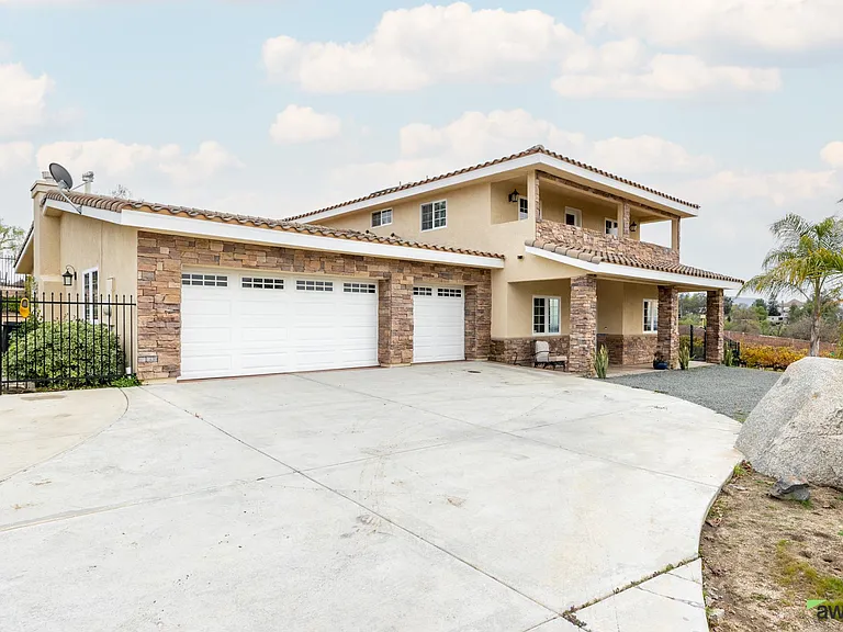 36615 E Benton Rd — Photo 23