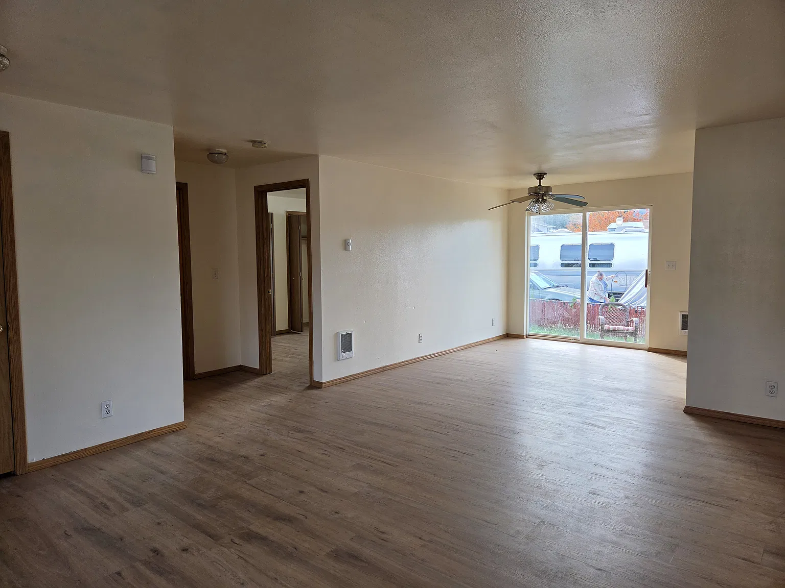 2 bed, $1,550 — Photo 2