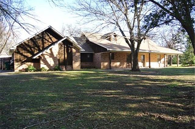 1st image of 580 Fount Kirby St