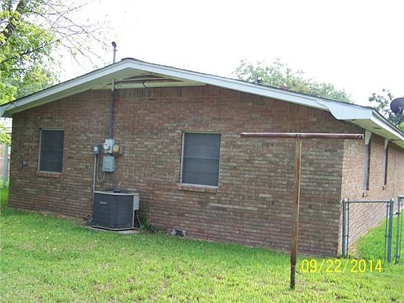 2nd image of 309 Woodlawn Dr
