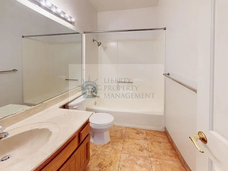 3424 Vintage Dr #205 — Photo 11
