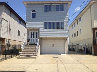 150 Chestnut St, Newark, NJ 07105