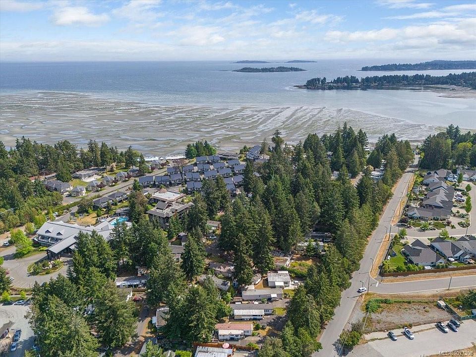 1st image of 1247 Arbutus Rd #53