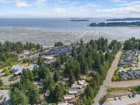 1247 Arbutus Rd #53, Parksville, BC V9P 1R4