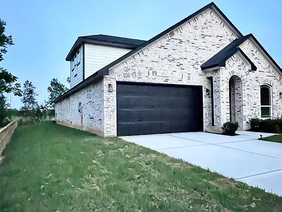 2nd image of 12911 Green Valley