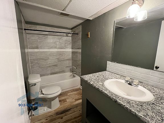 5th image of 301 Pine Wilderness Dr #B2