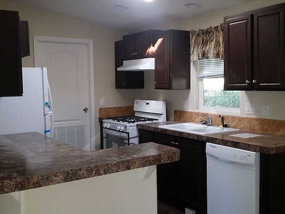 5th image of 2151 W Rialto Ave Space 3