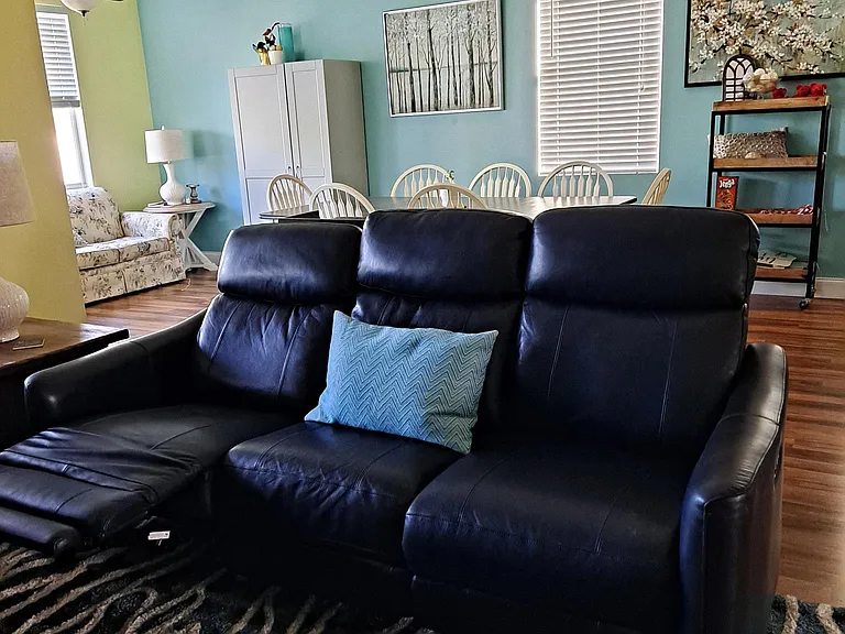 528 Aeolian Dr — Photo 5