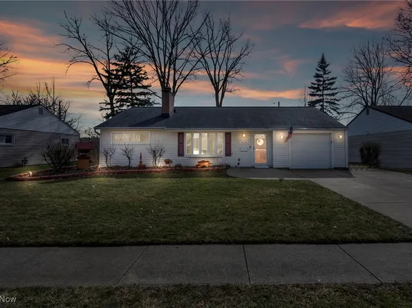 425 Race St, Berea, OH 44017