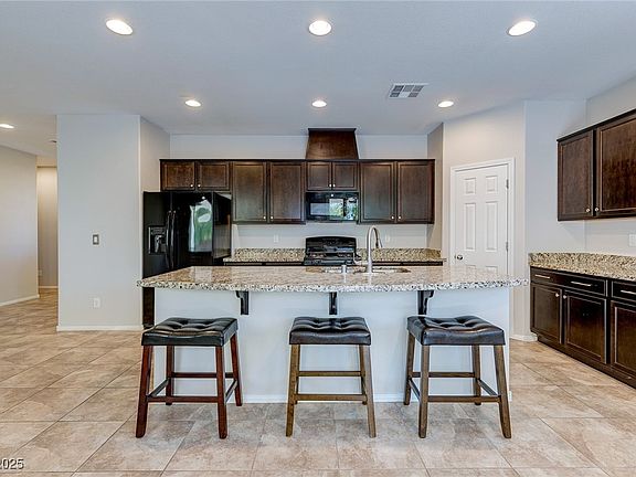 4th image of 5412 Dalle Valley St