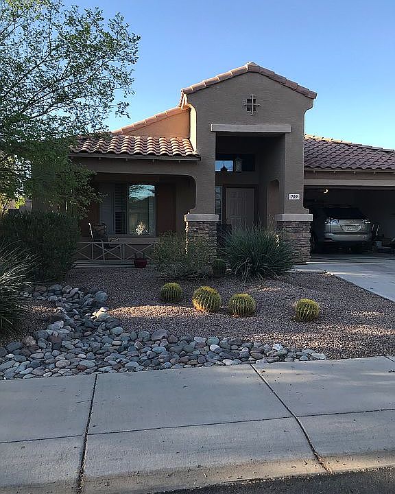 709 E Mule Train Trail 85143