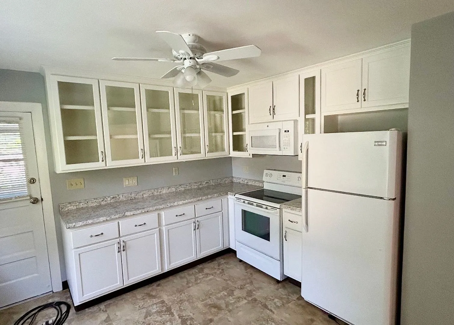 6 Silver Drive — Photo 1