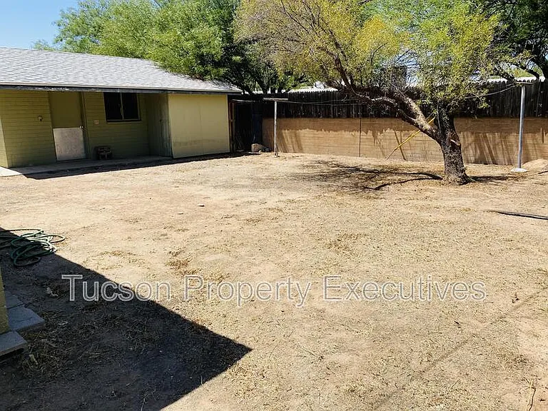 1615 E Adelaide Dr #4 — Photo 11