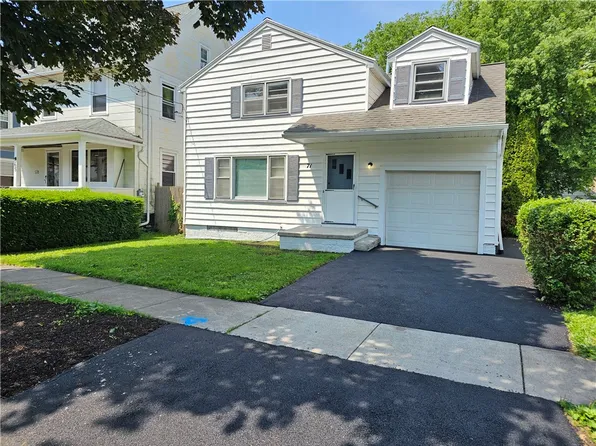 71 Newcomb St, Rochester, NY 14609