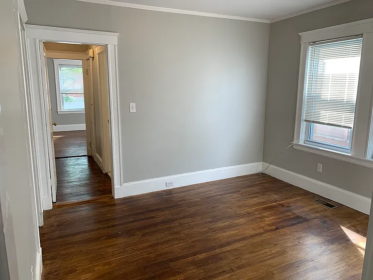 45 Wilson Ave #1R — Photo 10
