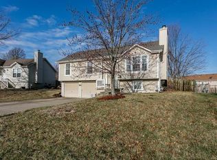 1700 Hartford Rd, Independence, MO 64058