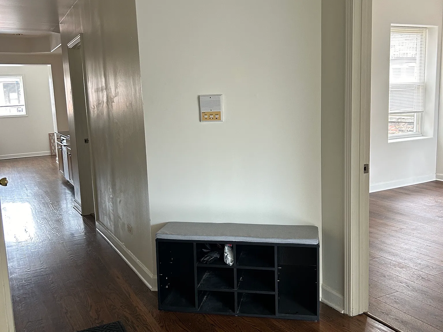 3 bed, 1.5 bath, 1400 sqft, $2,150 — Photo 3