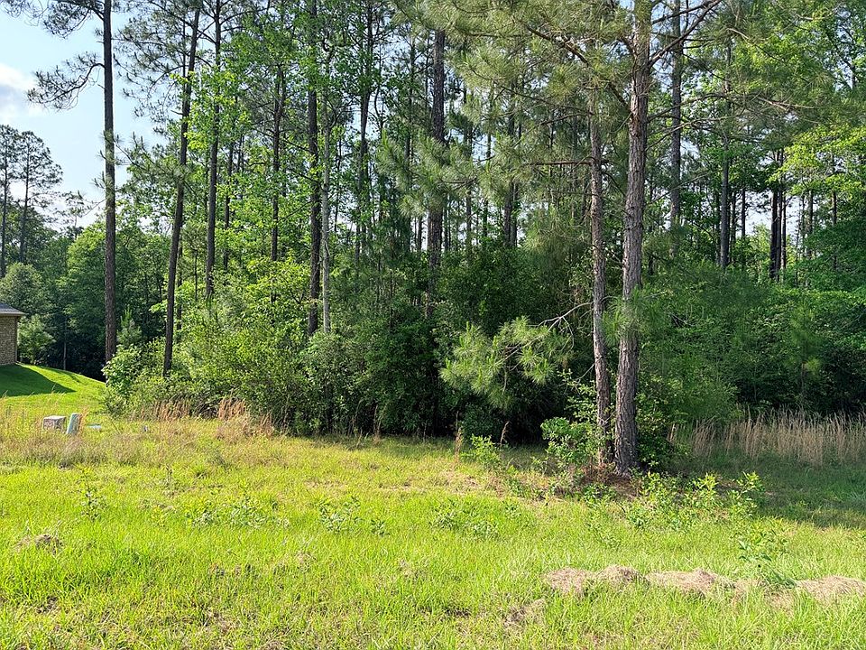 2nd image of Nhn Moss Cir