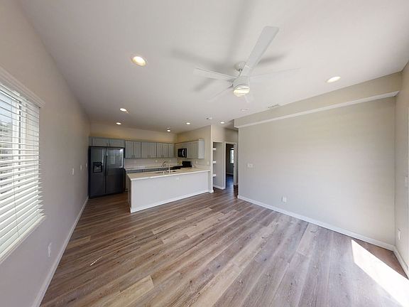 4th image of 5327 E Falls View Dr