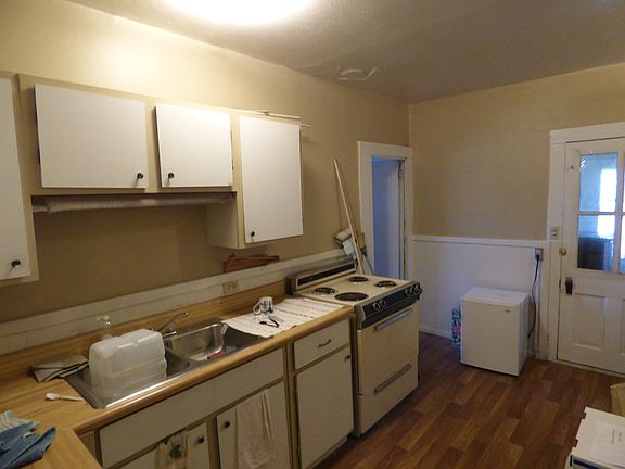 2nd image of 43130 Hwy 299 E