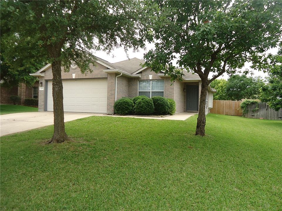 1st image of 105 S Treasure Oaks Dr