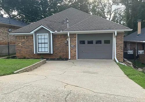 2720 Patio St Photo 1