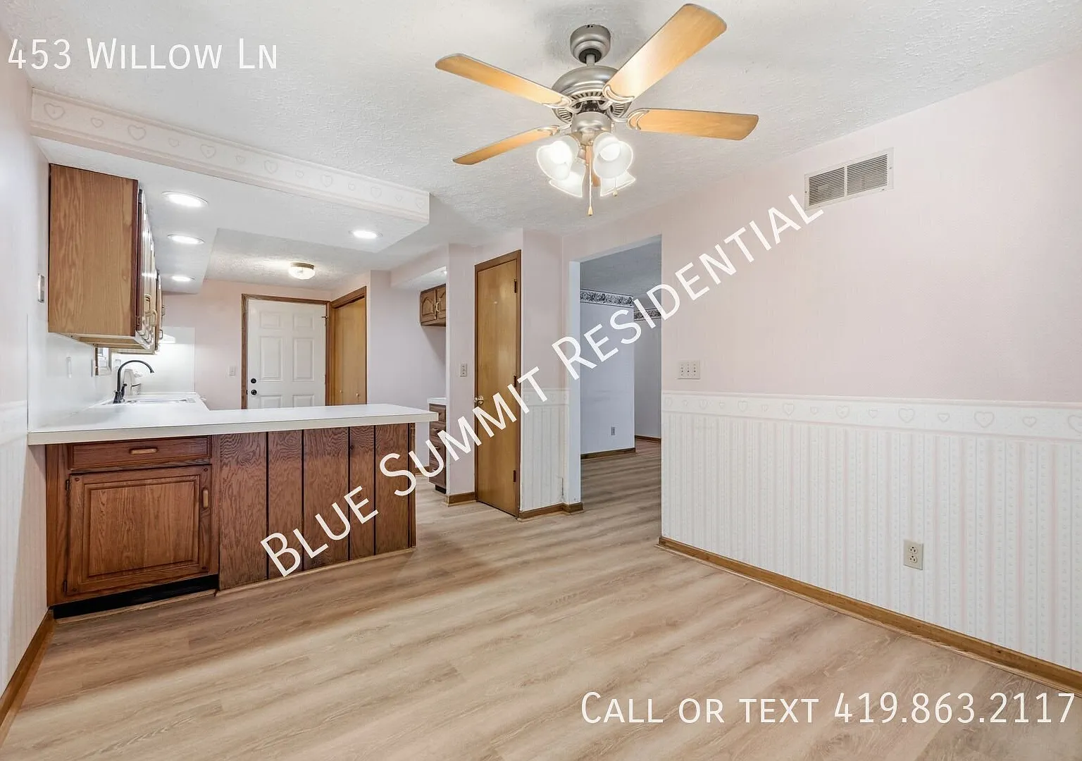 Spacious 3BD/2BA Ranch Home With Garage — Photo 3