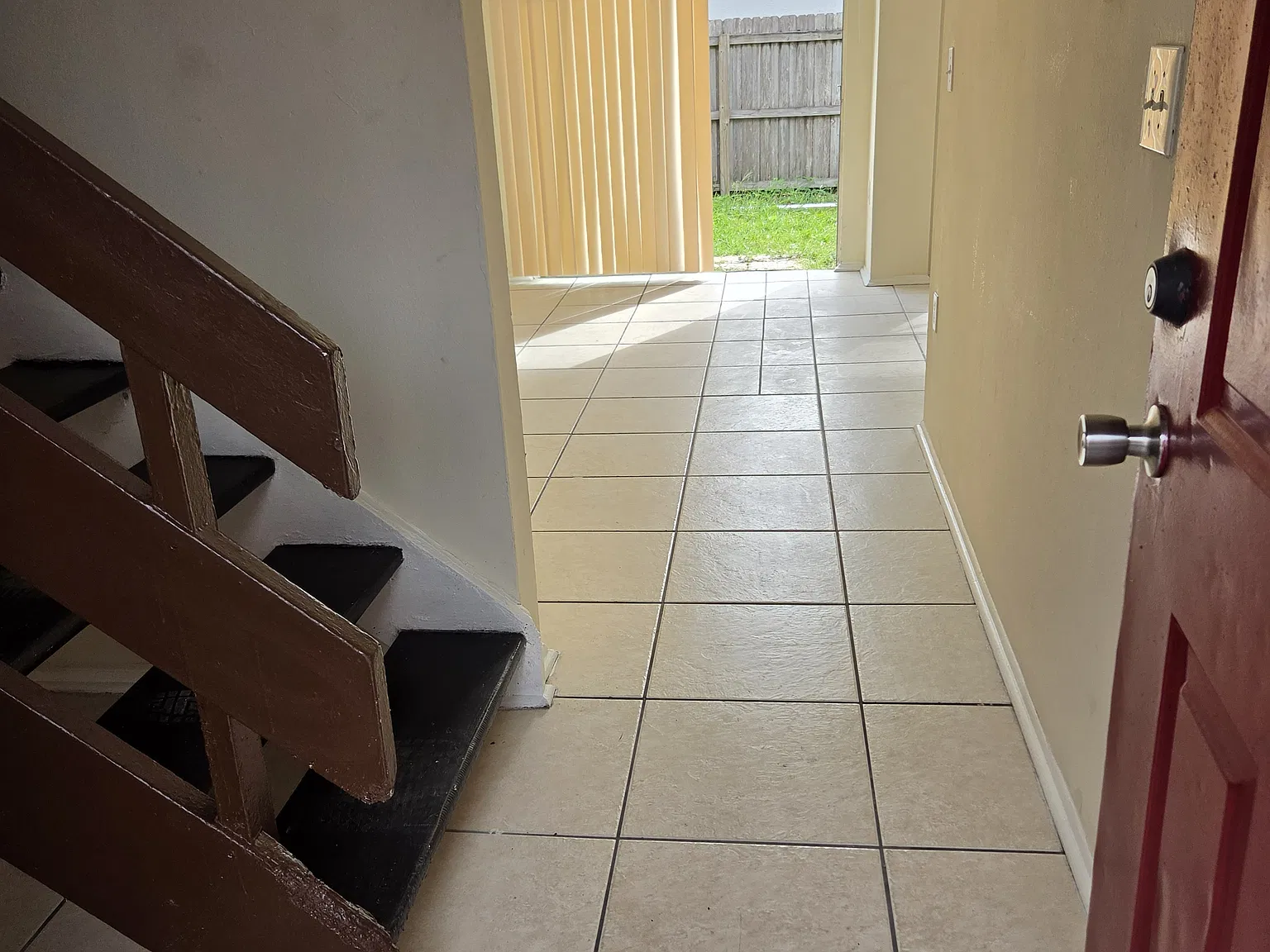 2 bed, 1200 sqft, $1,400 — Photo 3