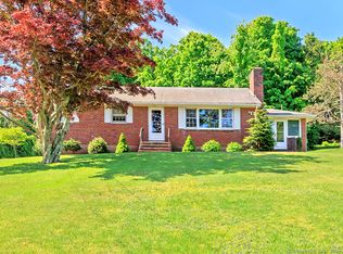 47 Round Hill Rd, Middletown, CT 06457