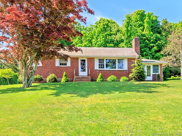 47 Round Hill Road, Middletown, CT 06457