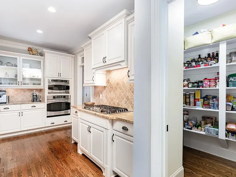 524 Summer Harvest Ct — Photo 11