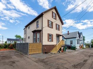 12 Lowell Street Ct FLOOR 1, Lynn, MA 01905