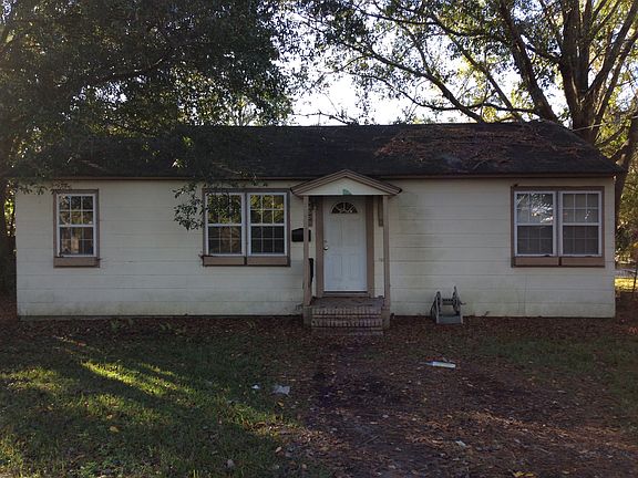 3rd image of 4850 Palmer Ave