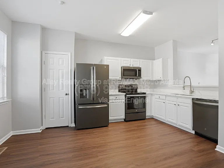 648 Providence Pl SW #37 — Photo 7