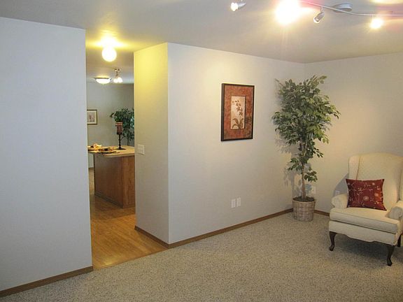 3rd image of 17918 Clearland Blvd SE