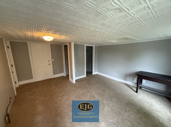 135 Pleasant St #3