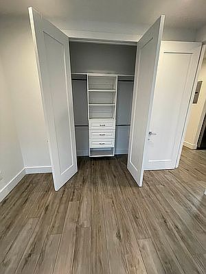 5th image of 25-35 18th St #2AA